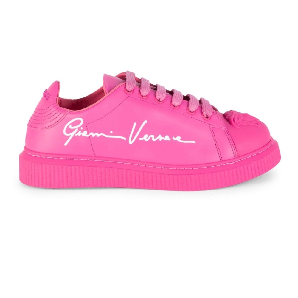 Versace pink shoes in search of